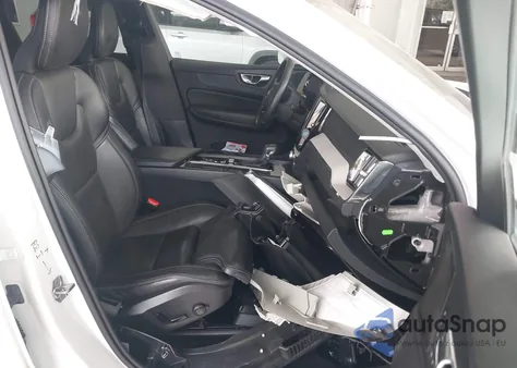 2021 Volvo Xc60 T5 Inscription from USA, damaged, VIN YV4102DL0M1809547